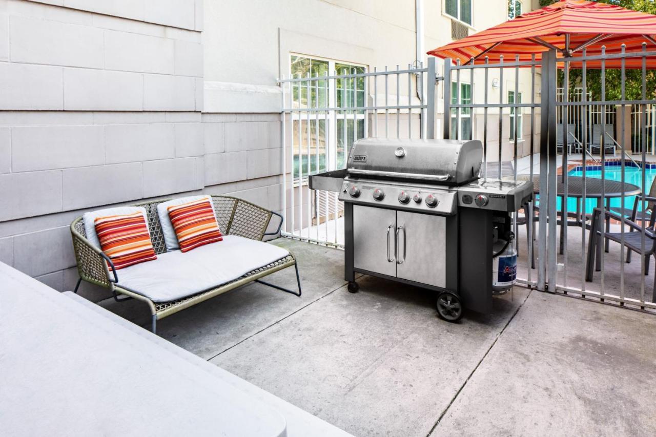 Towneplace Suites By Marriott Springfield Extérieur photo