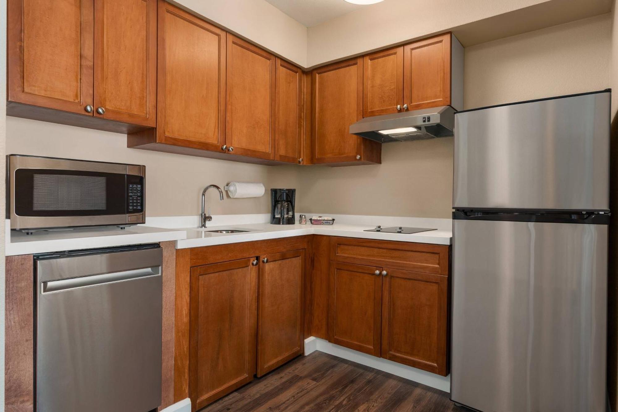 Towneplace Suites By Marriott Springfield Extérieur photo